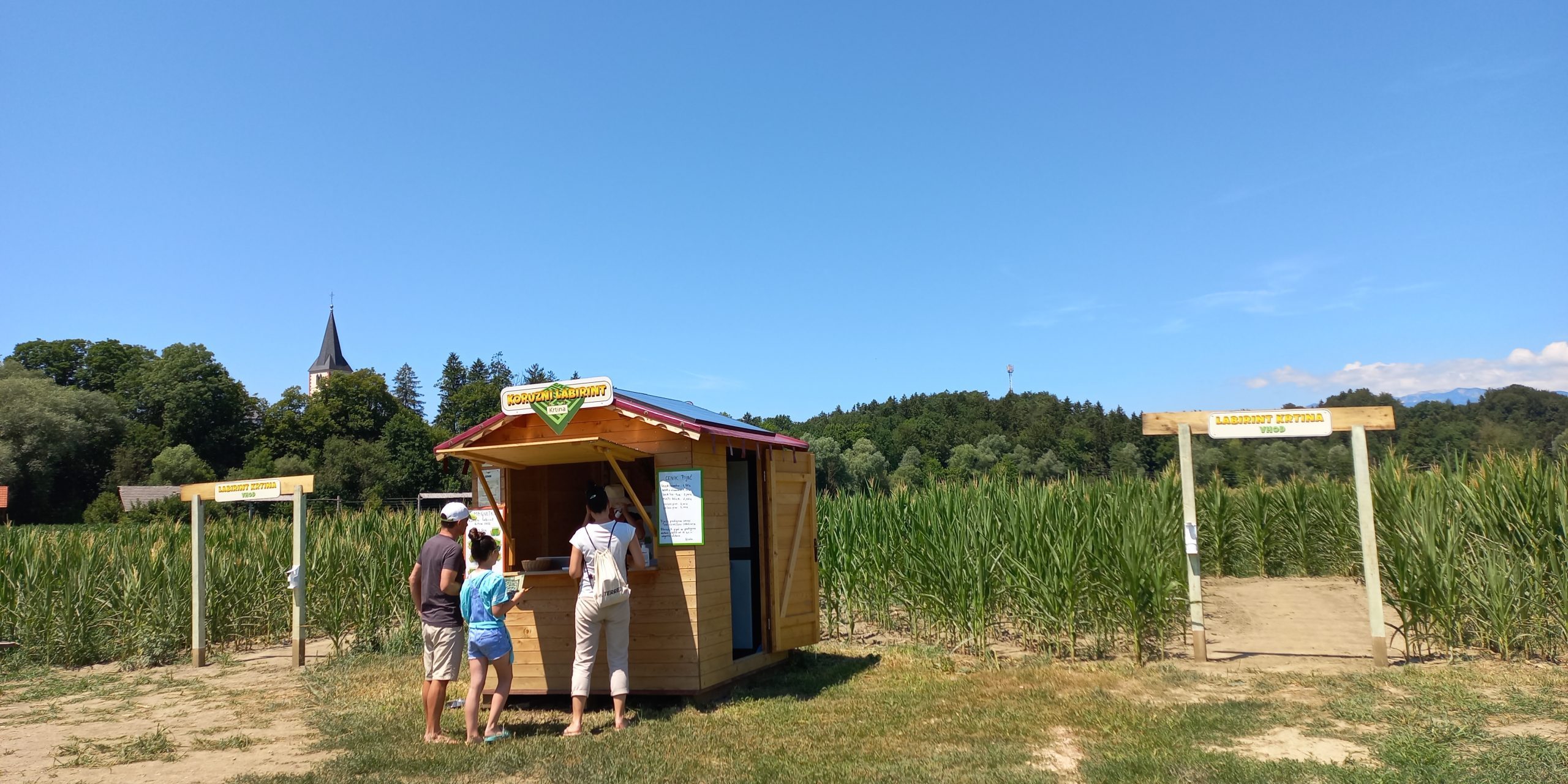 Koruza labirint in vhod