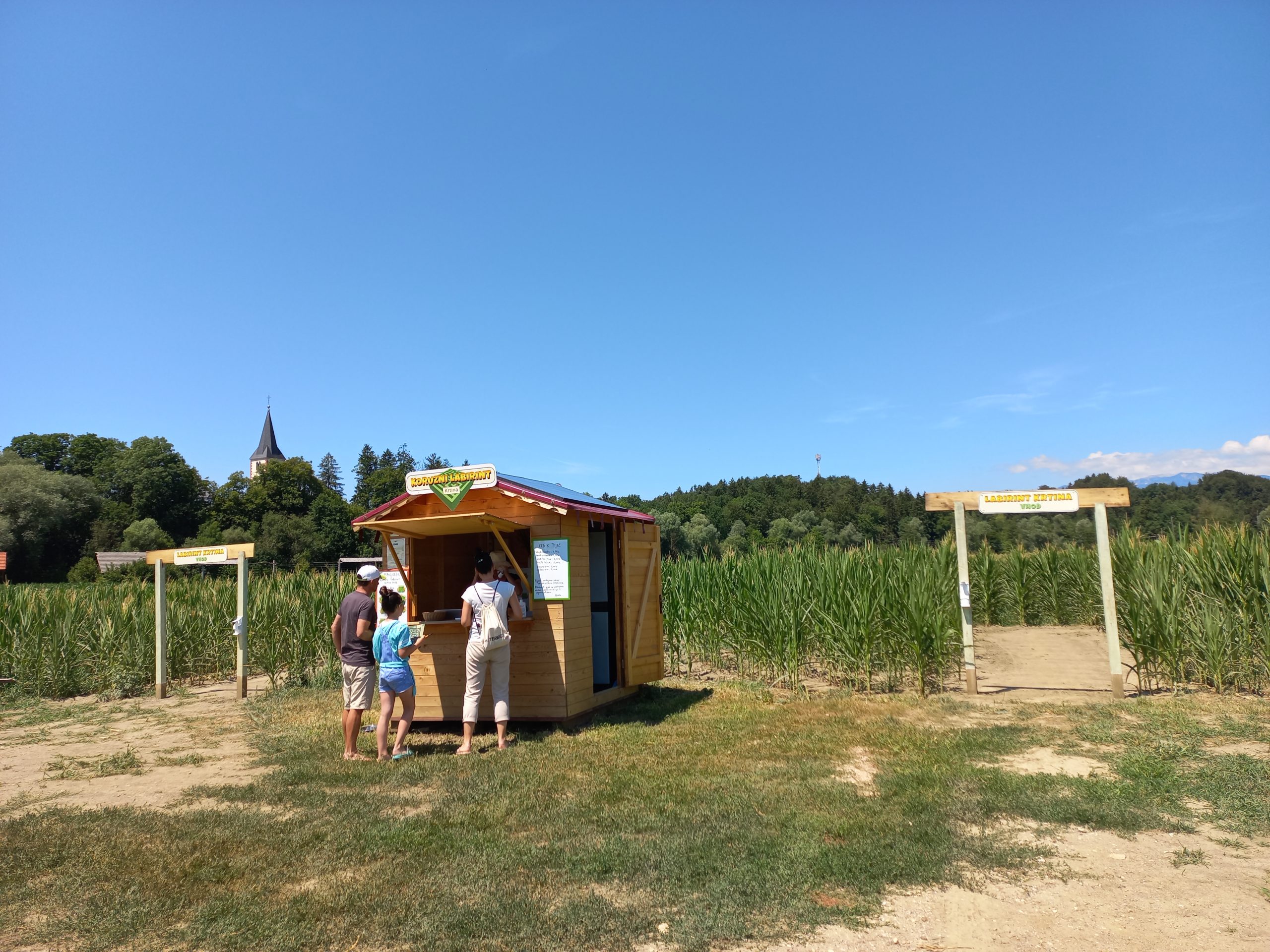 Koruza labirint in vhod